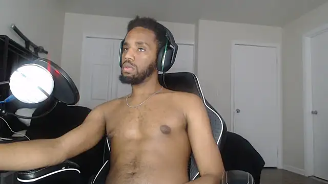 Snapshot of ChrisVacher chatting on 03-08-26, 10:02 ChrisVacher online show from 03-08-26, 10:02