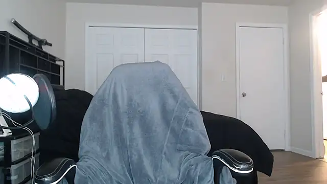 ChrisVacher online show from 04-17-26, 08:12