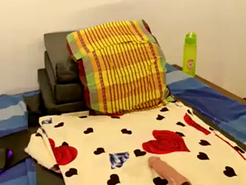 Snapshot of Suzzy-SL chatting on 09-09-25, 02:33 Suzzy-SL online show from 09-09-25, 02:33