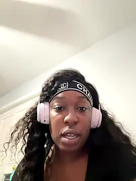 tokyopetitexx online show from 10-27-25, 05:50