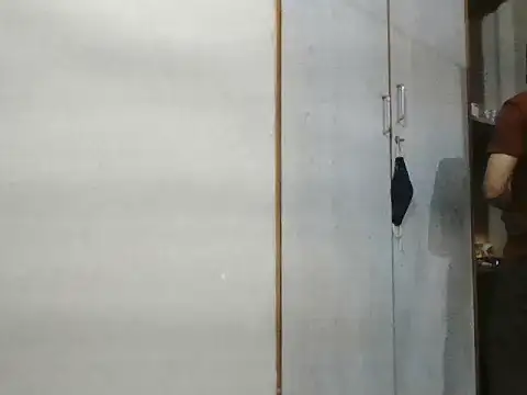 Snapshot of valyriansteel2 chatting on 11-05-25, 11:32 valyriansteel2 online show from 11-05-25, 11:32