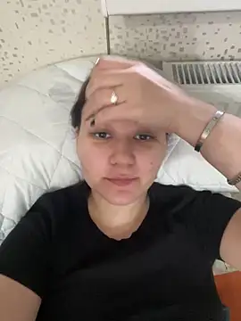 EsterLogan online show from 12-28-24, 12:03