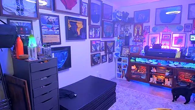 Briefs bud online show from 01-21-25, 01:18