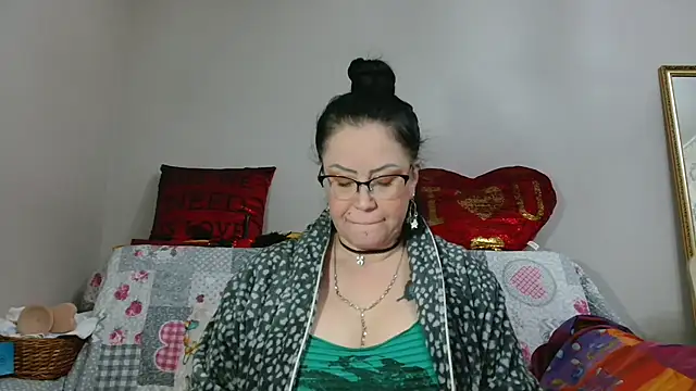 x  KHALEESI  x online show from 12-21-24, 10:40