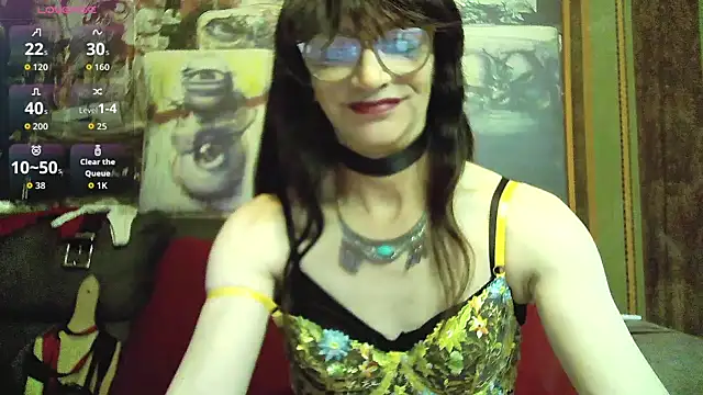 Snapshot of TheBlackWtch chatting on 09-10-25, 09:04 TheBlackWtch online show from 09-10-25, 09:04