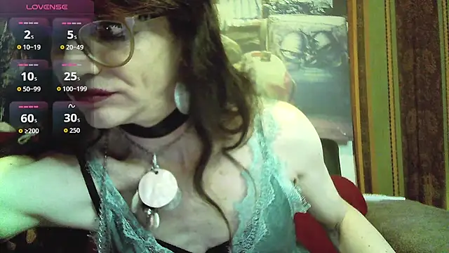 Snapshot of TheBlackWtch chatting on 10-03-25, 07:11 TheBlackWtch online show from 10-03-25, 07:11