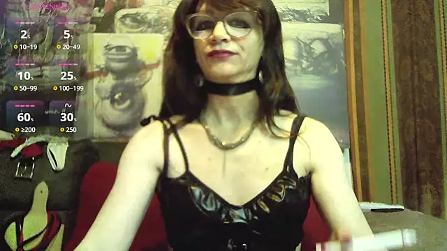 Snapshot of TheBlackWtch chatting on 12-14-25, 04:40 TheBlackWtch online show from 12-14-25, 04:40