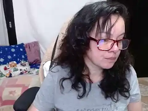 Sonialorens  online show from 12-05-24, 09:28