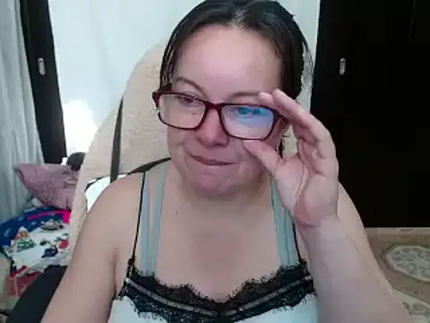 Sonialorens  online show from 12-11-24, 09:12