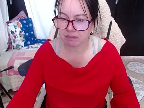 Sonialorens  online show from 12-20-24, 05:18