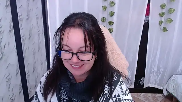 Sonialorens  online show from 02-28-25, 05:04