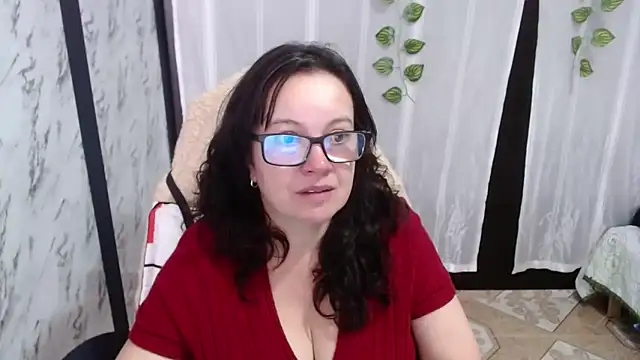 Sonialorens  online show from 03-06-25, 08:16
