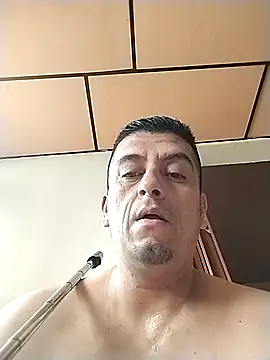 Snapshot of starplss chatting on 11-01-25, 08:11 starplss online show from 11-01-25, 08:11