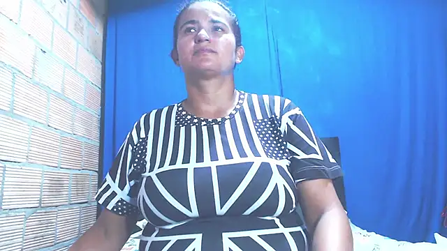 Snapshot of isabella_dirty69 chatting on 03-04-25, 01:34 isabella dirty69 online show from 03-04-25, 01:34