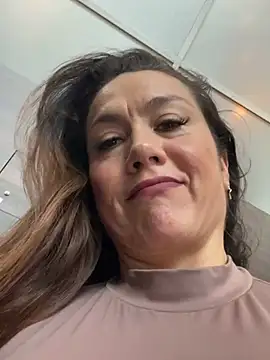 angelitasexy81 online show from 01-31-25, 11:56