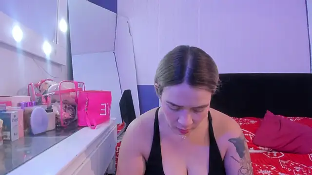 Snapshot of Byanca_Winklar chatting on 12-12-24, 04:43 Byanca Winklar online show from 12-12-24, 04:43