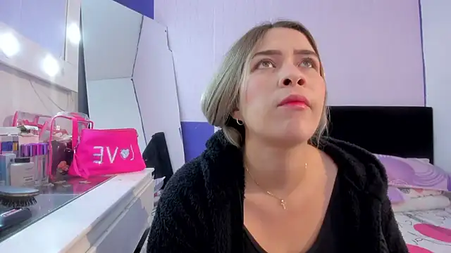 Snapshot of Byanca_Winklar chatting on 02-19-25, 05:06 Byanca Winklar online show from 02-19-25, 05:06