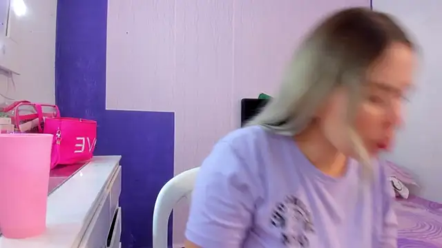 Snapshot of Byanca_Winklar chatting on 02-28-25, 05:59 Byanca Winklar online show from 02-28-25, 05:59