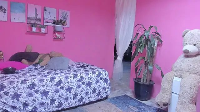 Emma lean online show from 12-02-24, 01:46