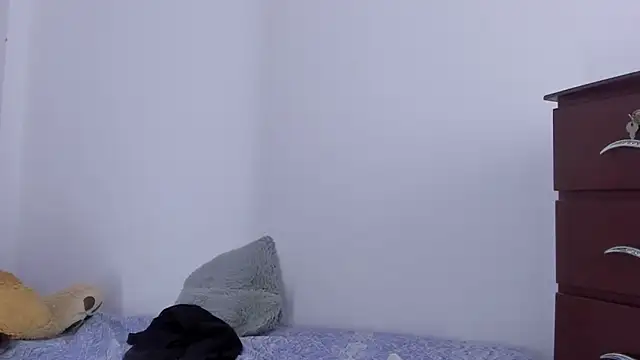 Emma lean online show from 09-21-25, 01:35