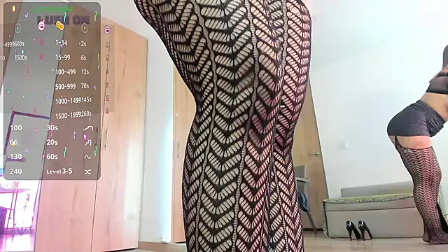 Snapshot of Ms_Valerypawg chatting on 03-15-25, 01:18 Ms Valerypawg online show from 03-15-25, 01:18