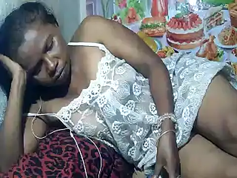 Snapshot of Hyncam chatting on 03-19-25, 05:06 Hyncam online show from 03-19-25, 05:06