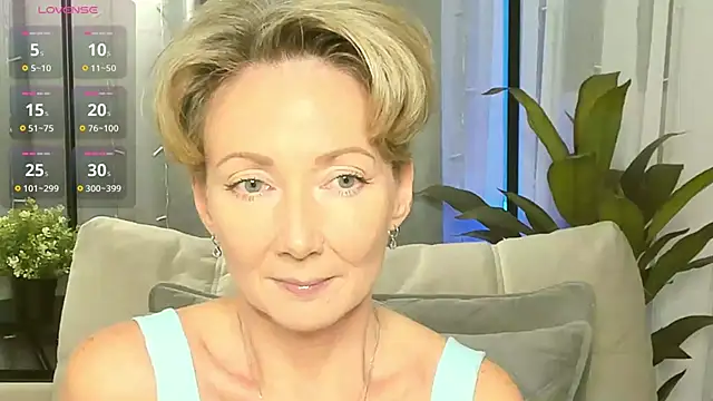 AkexandraFix online show from 11-07-25, 01:00