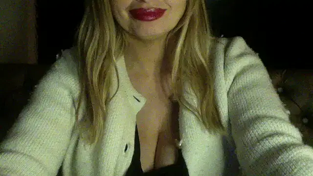 Snapshot of Lisavontease chatting on 01-31-26, 11:36 Lisavontease online show from 01-31-26, 11:36