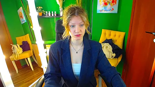 MaryHiggins online show from 03-17-25, 10:49