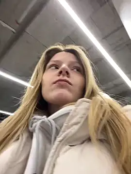 MaryHiggins online show from 11-19-25, 08:03