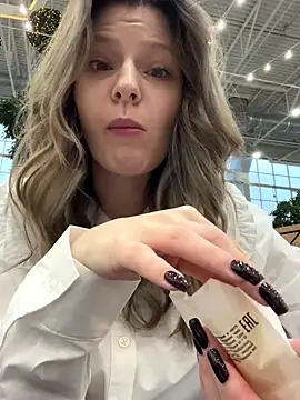 MaryHiggins online show from 12-02-25, 11:37