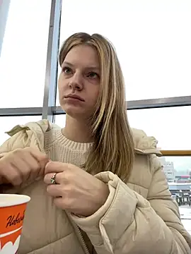 MaryHiggins online show from 01-10-26, 12:40