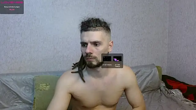 Snapshot of Aestheticguy101 chatting on 03-03-25, 04:35 Aestheticguy101 online show from 03-03-25, 04:35