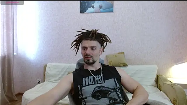 Aestheticguy101 online show from 05-26-26, 01:40