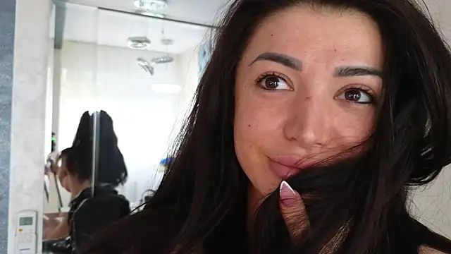 Theowonder online show from 03-17-25, 02:01