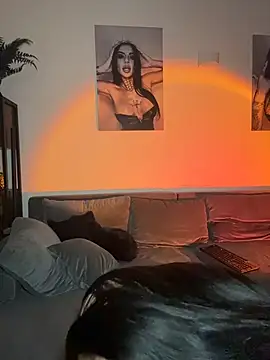 LexiCoco online show from 11-06-25, 04:08