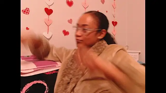 RylHoneyy online show from 02-15-26, 07:51