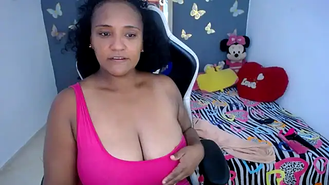 marysol83 online show from 04-25-26, 01:19