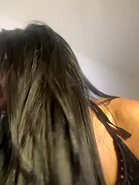 WHAAATTTTTTTTTT online show from 10-01-25, 06:25