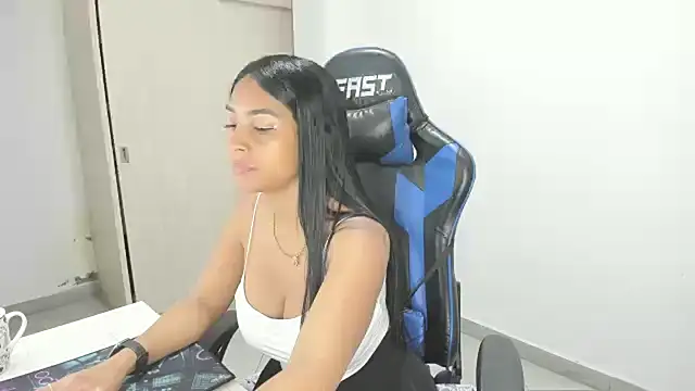 sophiax-x online show from 02-20-25, 03:08