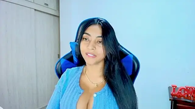 sophiax-x online show from 12-13-25, 07:53