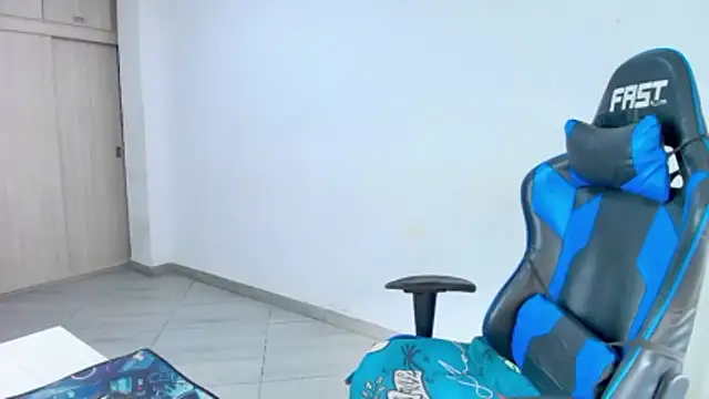 sophiax-x online show from 02-19-26, 04:36