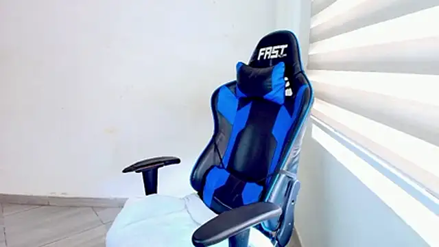 sophiax-x online show from 03-12-26, 05:30