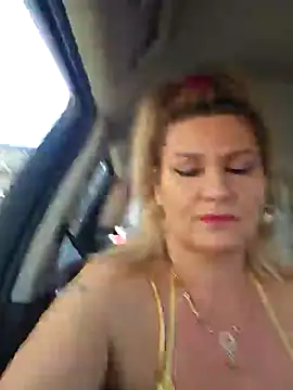 Snapshot of CRHYSTEL chatting on 01-28-25, 01:49 CRHYSTEL online show from 01-28-25, 01:49