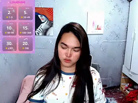 MoaningKylie online show from 10-06-25, 03:48