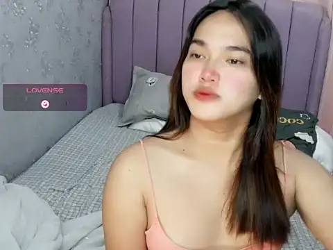 Snapshot of MoaningKylie chatting on 03-04-26, 03:12 MoaningKylie online show from 03-04-26, 03:12