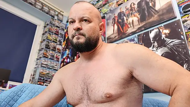 Muscle Bear online show from 06-15-26, 06:04