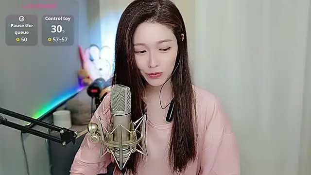 tw lala online show from 10-28-25, 04:42