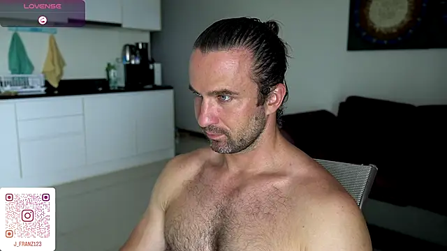 Jonathan   123 online show from 11-15-25, 03:26