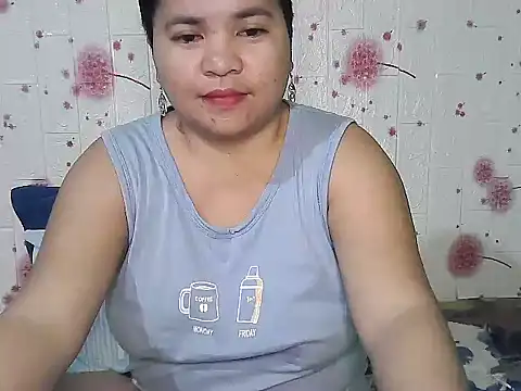 Snapshot of hotpussyxxx33x chatting on 02-15-25, 12:54 hotpussyxxx33x online show from 02-15-25, 12:54